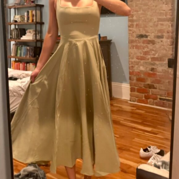 ODD MUSE MIDI DRESS SAGE SIZE SMALL - Picture 3 of 3